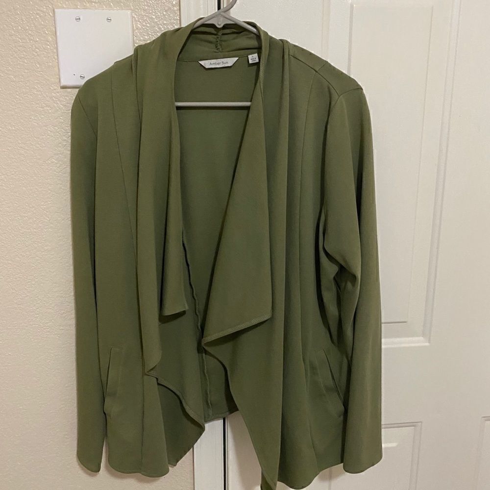 🆕💼Amber Sun Drape Front Olive Green Cardigan - Picture 5 of 8